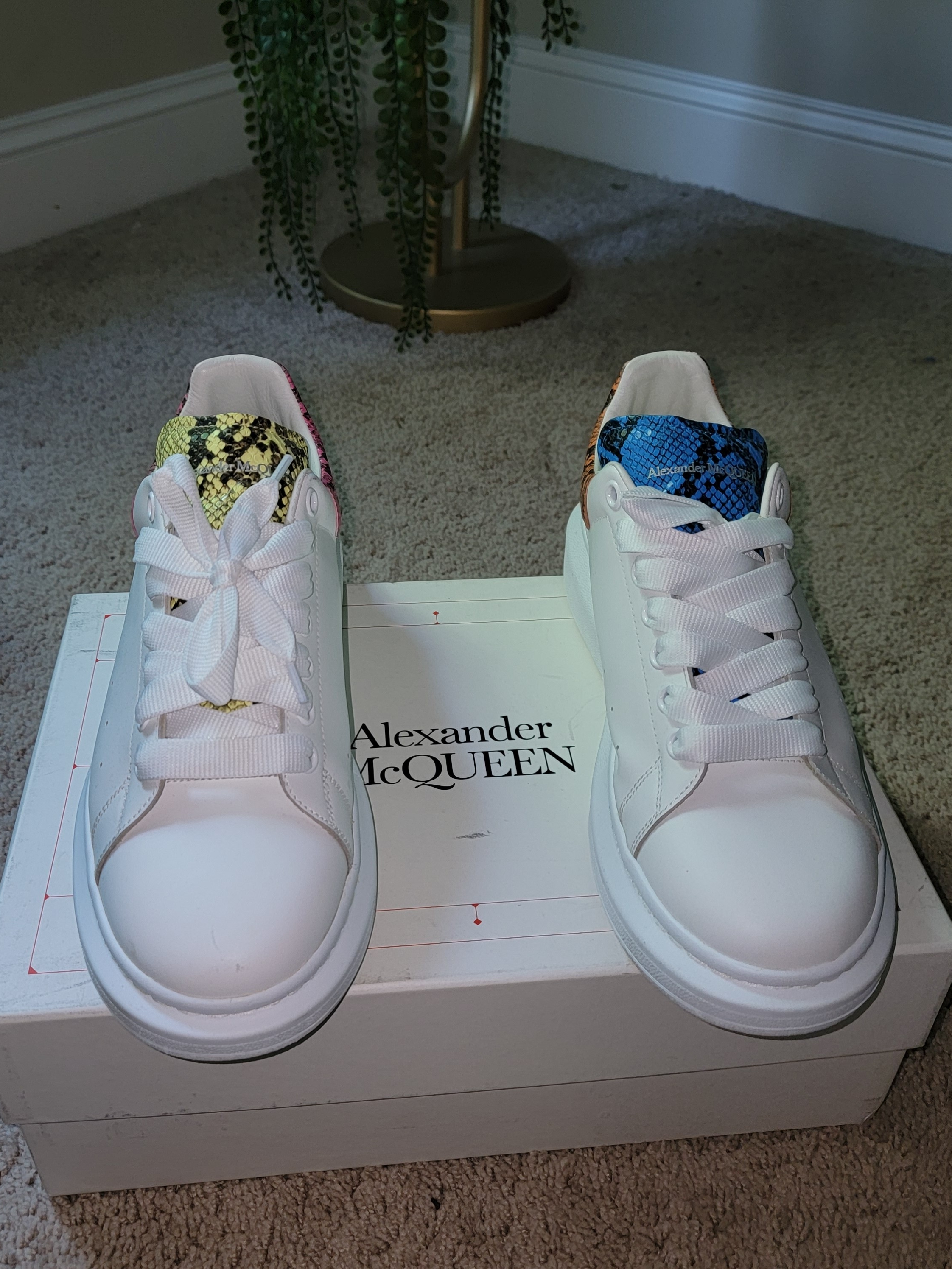 Alexander Mcqueen Women’s White Sneakers With Colorful Snake-Print Tongues
